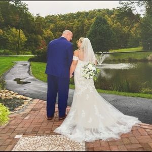 Enzoani Wedding Dress